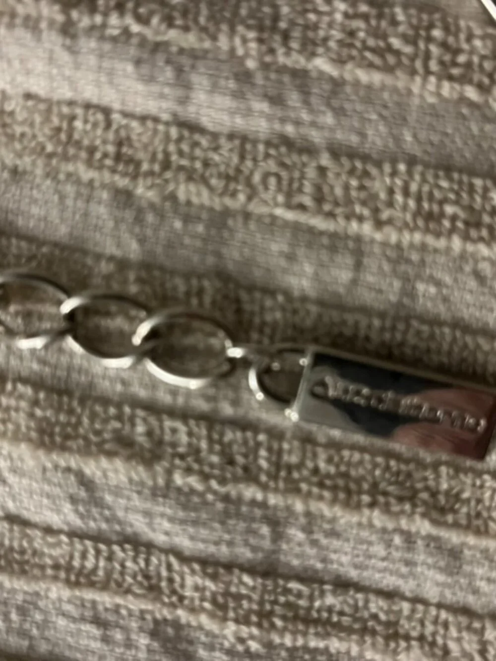 LIZ CLAIBORNE SILVER CHAIN BELT 34-45 INCH Adjustable